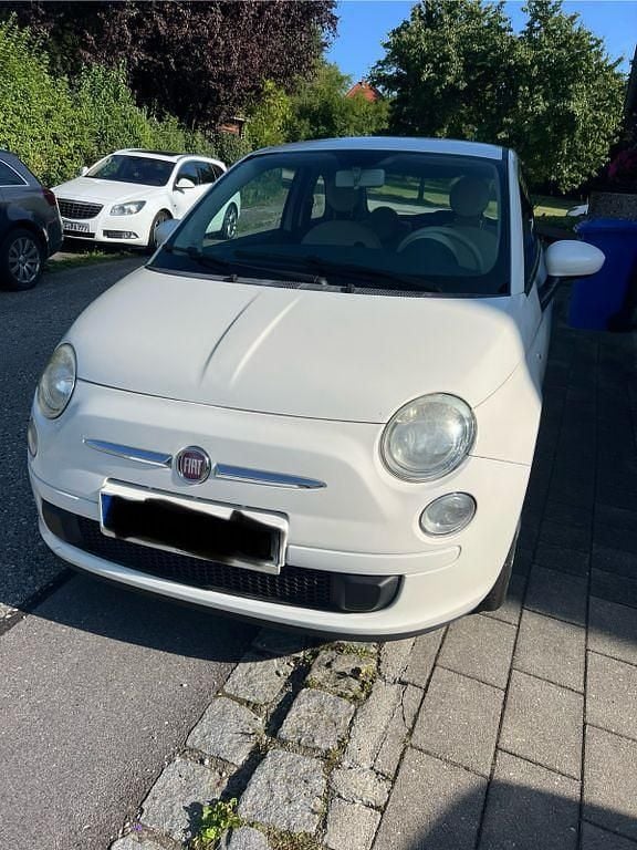 Weiß Gebraucht 2009 Fiat 500 Pop Kleinwagen | 3.999 € (Fairer Preis) - Bild 1/4