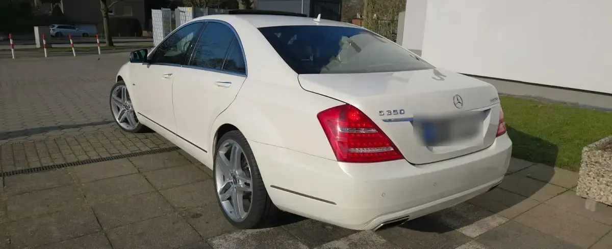 Gebraucht Mercedes S350 258 PS (189 kW) 2011 Weiß Limousine
