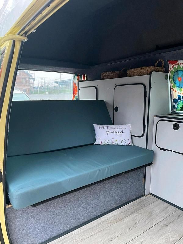 Gebraucht VW T3 69 PS (50 kW) 1984 Gelb Van