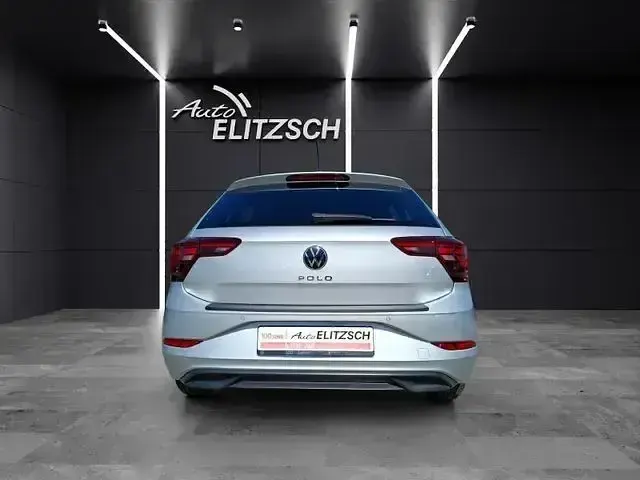 Używany VW Polo Life 80 KM (58 kW) 2022 Srebrny Hatchback