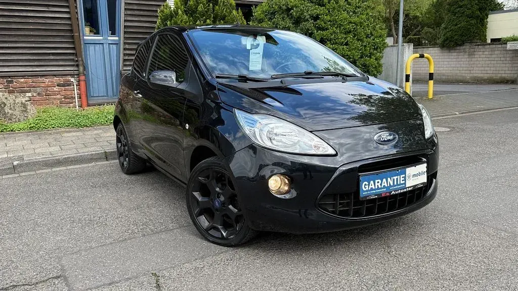 Usata Ford Ka Titanium 69 CV (50 kW) 2015 Nero Utilitaria