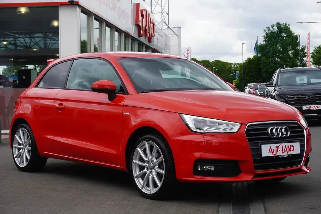 Gebraucht Audi A1 Sportback Sport 95 PS (69 kW) 2017 Rot Kleinwagen