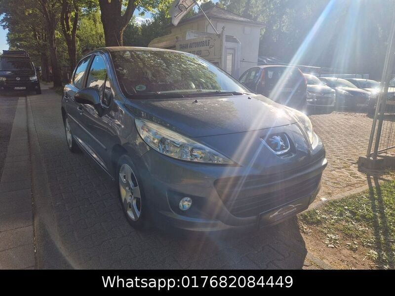 Grau Gebraucht 2010 Peugeot 207 Tendance Limousine | 3.999 € (Fairer Preis) - Bild 1/4