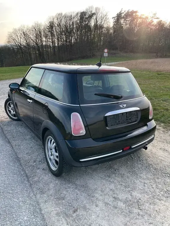 Second-hand Mini ONE 90 CP (66 kW) 2004 Hatchback