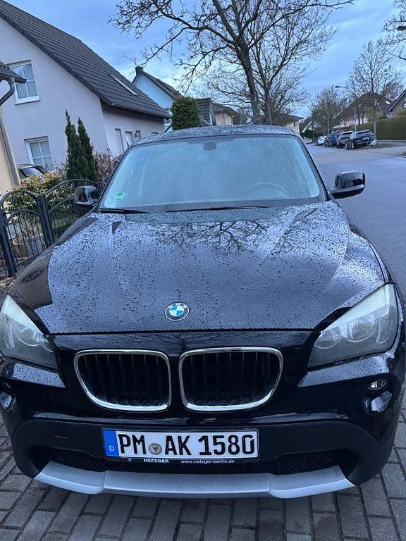 Gebraucht BMW X1 143 PS (105 kW) 2011 Schwarz SUV