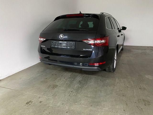 Gebraucht Skoda Superb Style 190 PS (139 kW) 2019 Schwarz Kombi