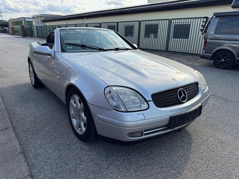 Gebraucht Mercedes SLK200 136 PS (100 kW) 1997 Silber Cabrio