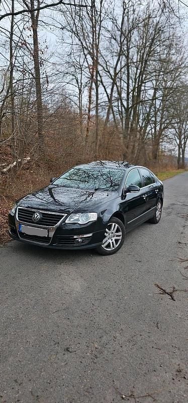 Gebraucht VW Passat 160 PS (117 kW) 2010 Schwarz Limousine