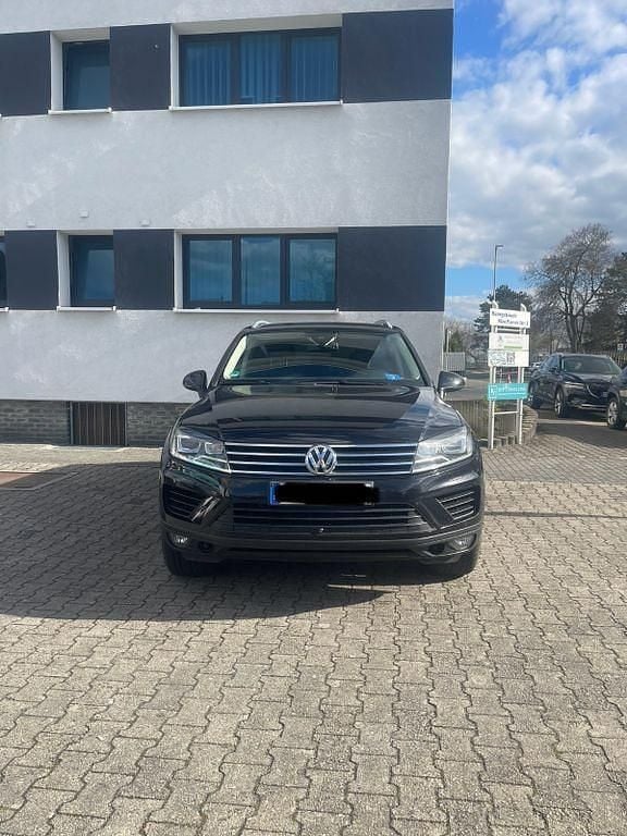Gebraucht VW Touareg 262 PS (192 kW) 2016 Schwarz SUV