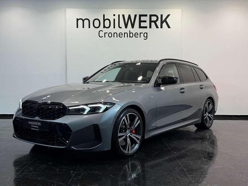 Gebraucht BMW 340 374 PS (275 kW) 2024 Skyscraper grau Kombi