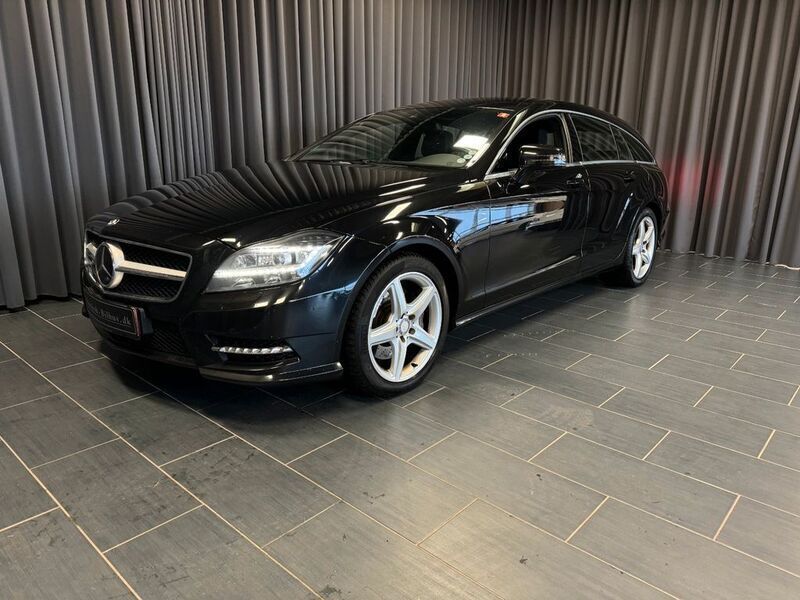 Schwarz Gebraucht 2013 Mercedes CLS350 Limousine | 12.852 € (Superpreis) - Bild 1/4