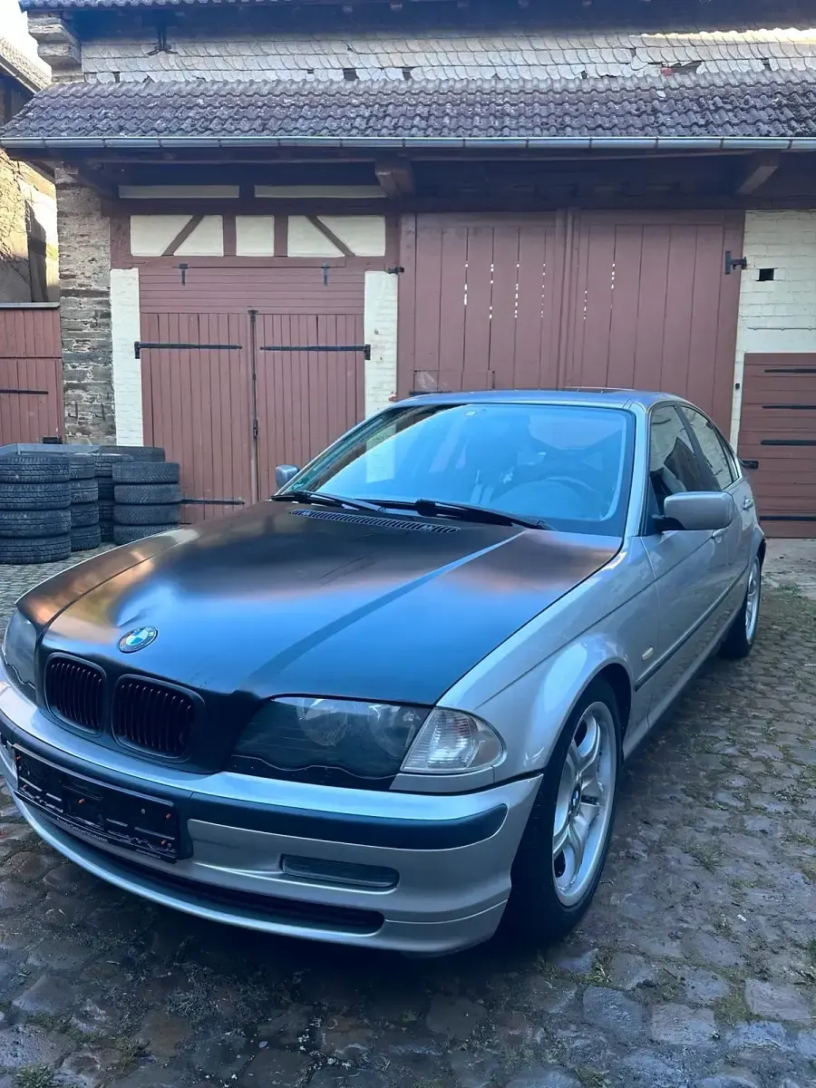 Occasion BMW 323 174 ch (127 kW) 2000 Argent Berline