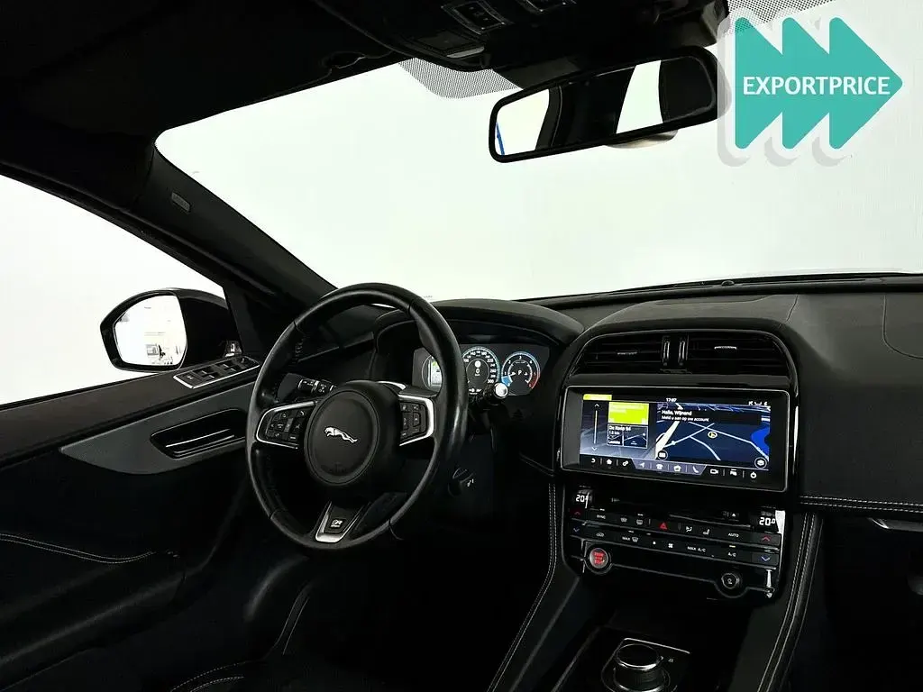 Gebraucht Jaguar F-Pace Portfolio 179 PS (131 kW) 2017 Grau SUV