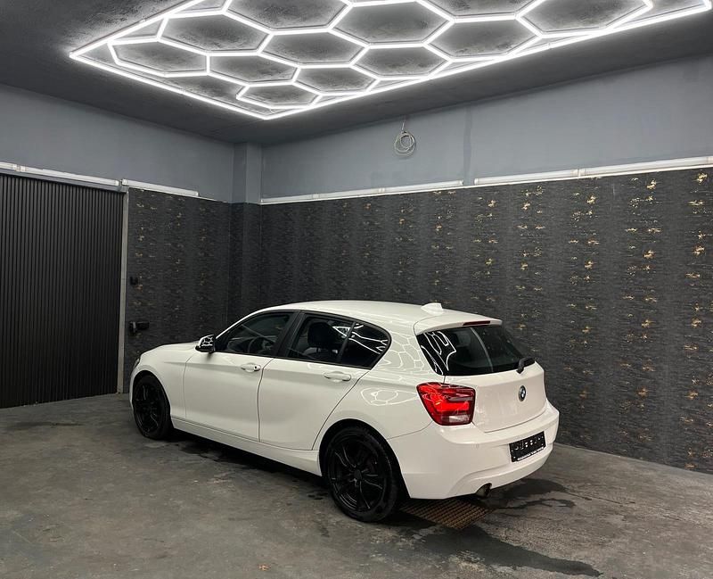 Gebraucht BMW 116 136 PS (100 kW) 2012 Weiß Kleinwagen