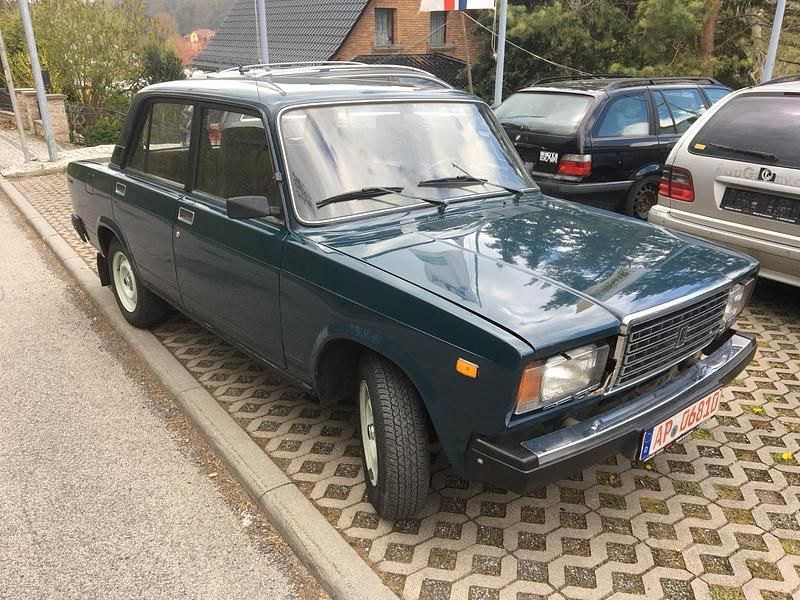 Second-hand Lada 2107 75 CP (55 kW) 1996 Berlinǎ
