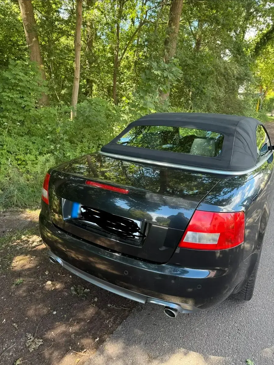 Gebraucht Audi A4 Cabriolet 163 PS (119 kW) 2004 Schwarz Cabrio
