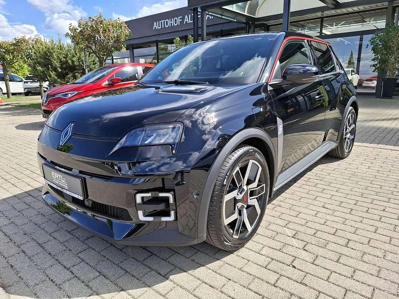 Gebraucht Renault 5 E-Tech Urban 89 kW (122 PS) 2025 Black pearlschwarz metallic Kleinwagen