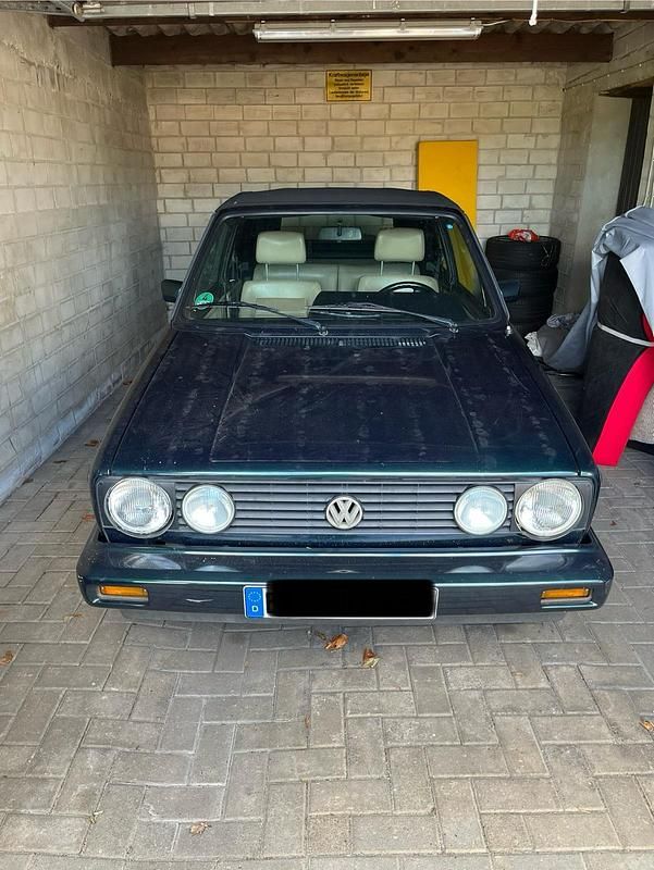 Grün Gebraucht 1992 VW Golf Cabriolet Classicline Cabrio | 8.950 € - Bild 1/4