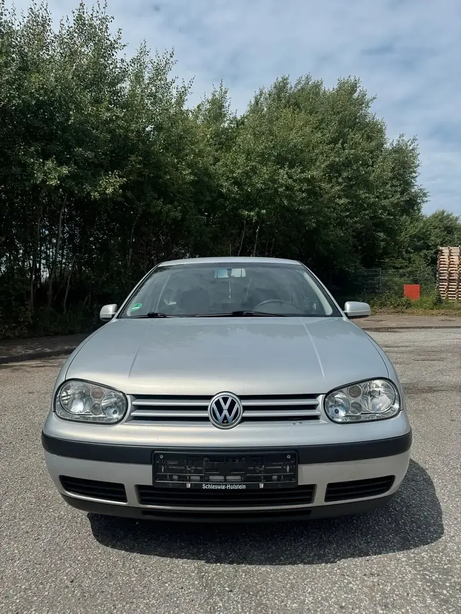Gebraucht VW Golf 75 PS (55 kW) 1999 Silber Coupé