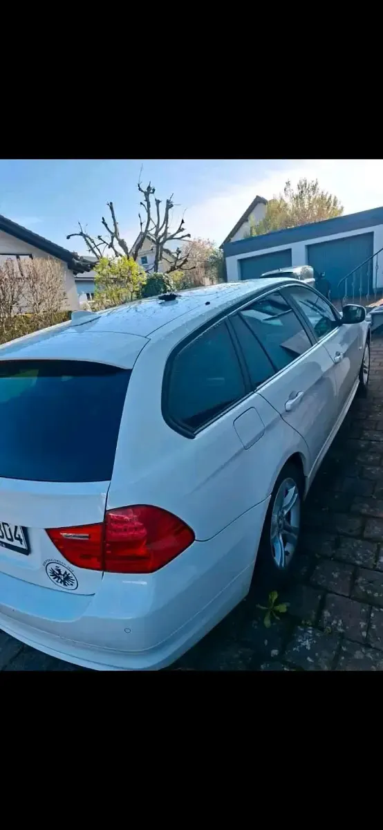 Używany BMW 320 2010 Biały Kombi
