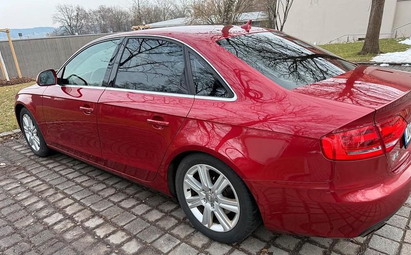 Gebraucht Audi A4 S-Line 160 PS (117 kW) 2008 Rot Limousine