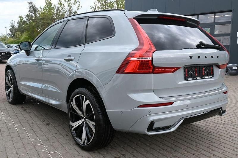 Gebraucht Volvo XC60 Plus 250 PS (183 kW) 2025 Grau SUV