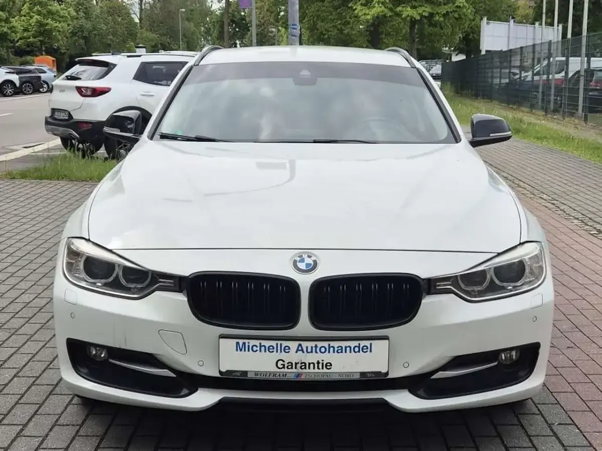 Gebraucht BMW 320 184 PS (135 kW) 2013 Alpinweiss iii Kombi