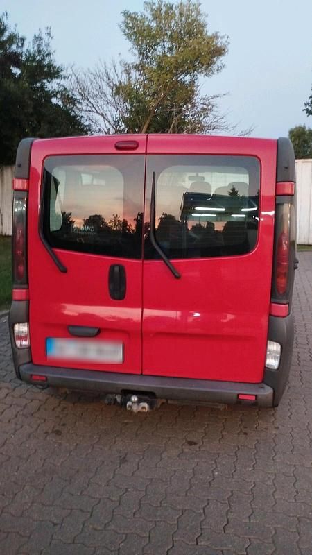Gebraucht Renault Traffic 2005 Rot Van / Kleinbus