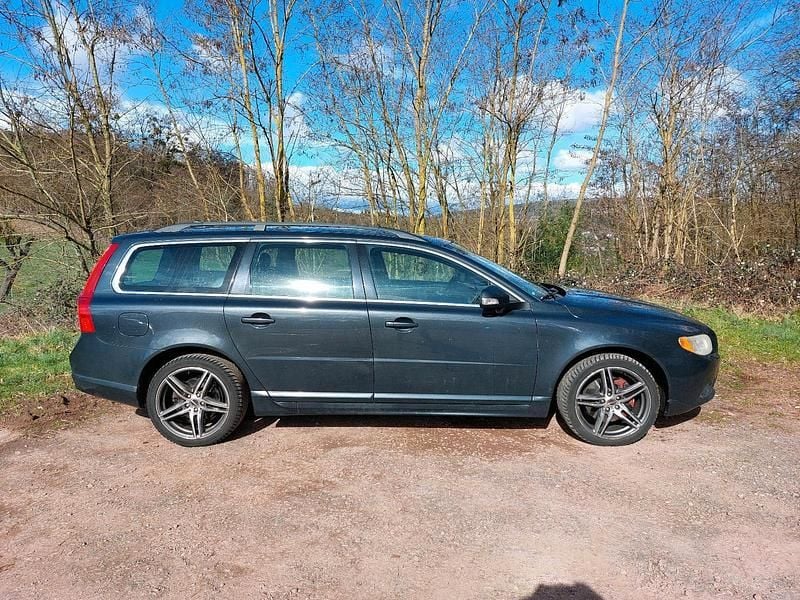 Gebraucht Volvo V70 175 PS (128 kW) 2010 Grau Kombi