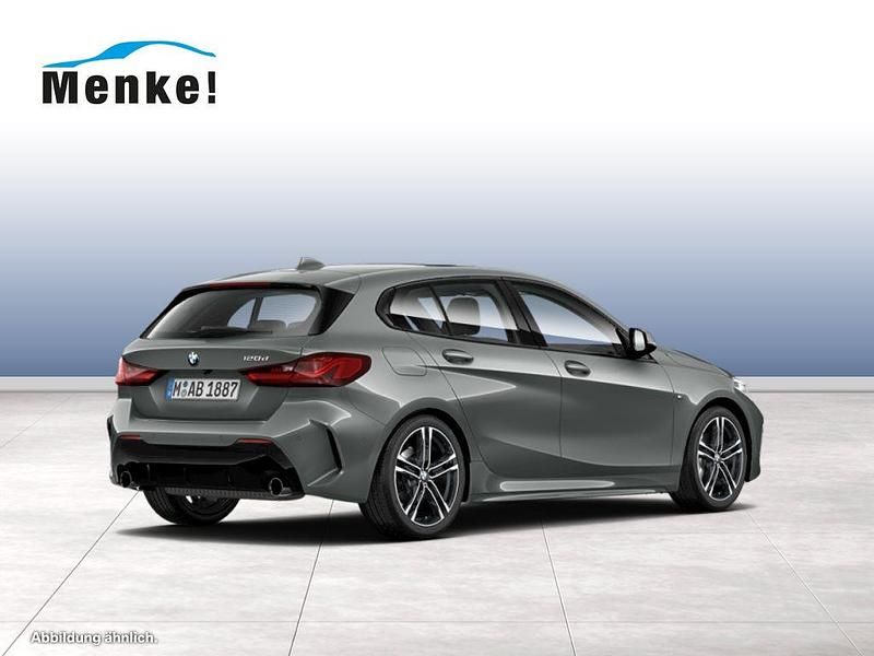 Gebraucht BMW 120 M Sport 190 PS (139 kW) 2023 Silber Kleinwagen