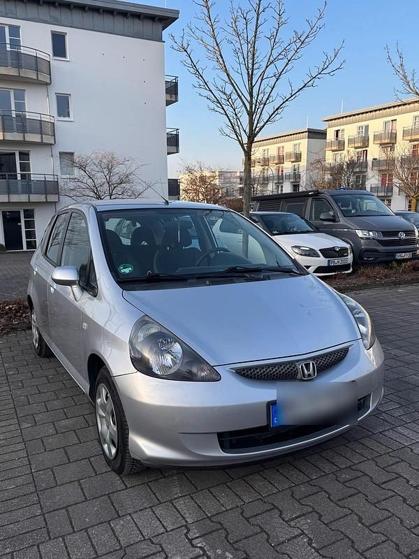 Gebraucht Honda Jazz 80 PS (58 kW) 2007 Grau Kleinwagen