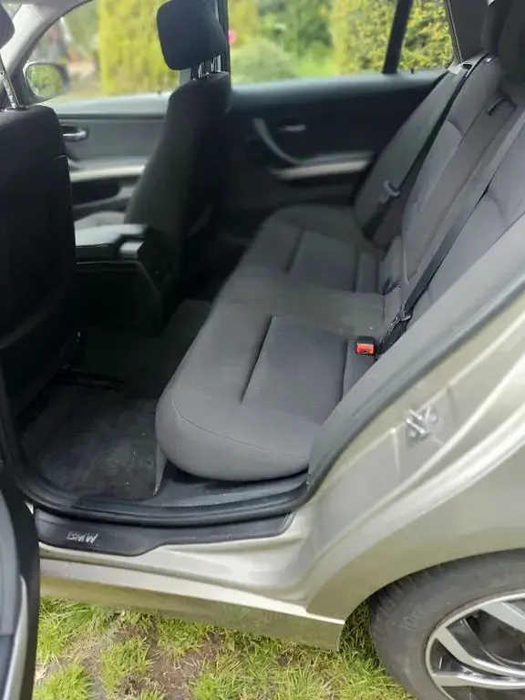 Gebraucht BMW 318 Exclusive 143 PS (105 kW) 2012 Braun Kombi