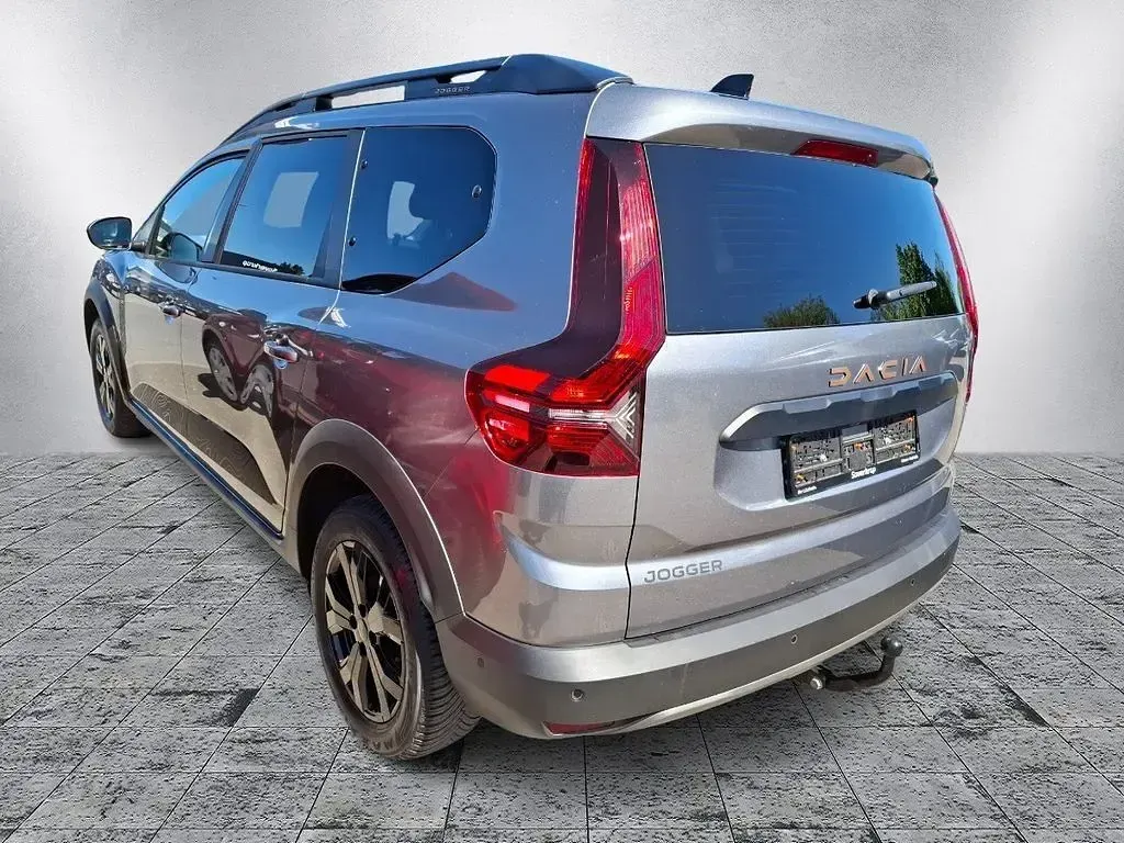 Gebraucht Dacia Jogger Extreme 101 PS (74 kW) 2025 Grau Van / Kleinbus
