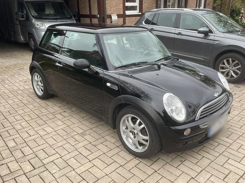 Usata Mini ONE 90 CV (66 kW) 2003 Nero Utilitaria