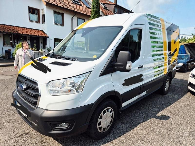 Weiß Gebraucht 2021 Ford Transit Trend Van / Kleinbus | 16.000 € (Fairer Preis) - Bild 1/4