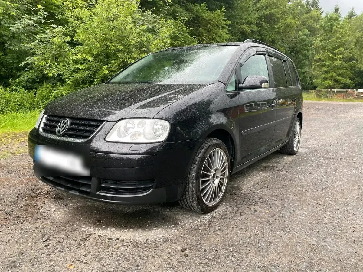 Gebraucht VW Touran 101 PS (74 kW) 2004 Schwarz Van / Kleinbus