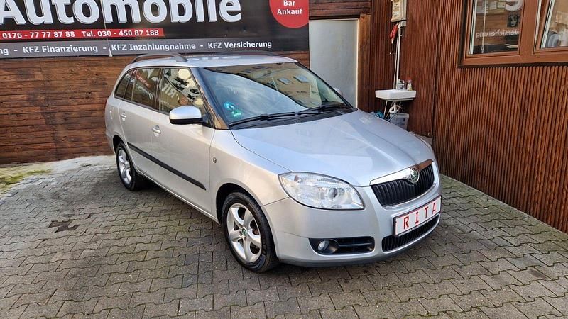 Silber Gebraucht 2008 Skoda Fabia Elegance Kombi | 7.980 € - Bild 1/4