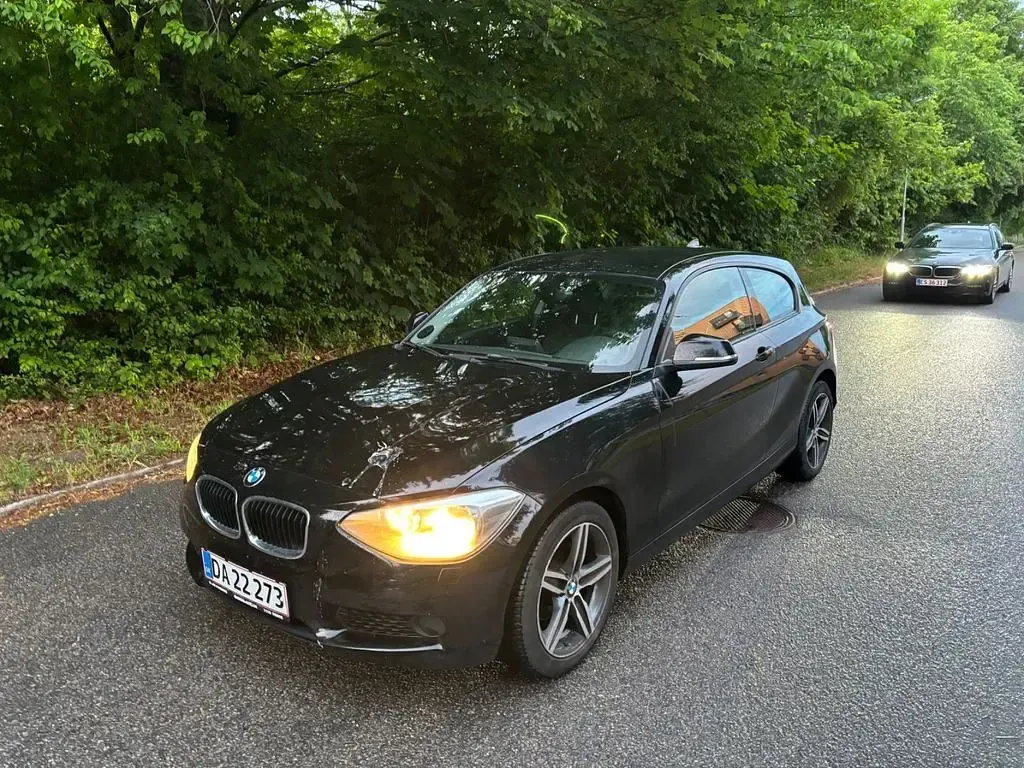 Gebraucht BMW 116 Efficient Dynamics 116 PS (85 kW) 2012 Schwarz Kleinwagen