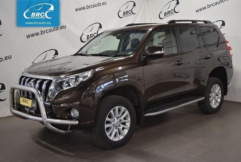 Braun Gebraucht 2017 Toyota Land Cruiser SUV | 35.901 € (Superpreis) - Bild 1/4