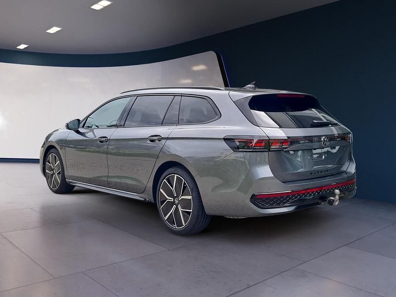 Gebraucht VW Passat Alltrack R-line 265 PS (194 kW) 2025 Diabasgrau metallic diabasgrau metallic Kombi