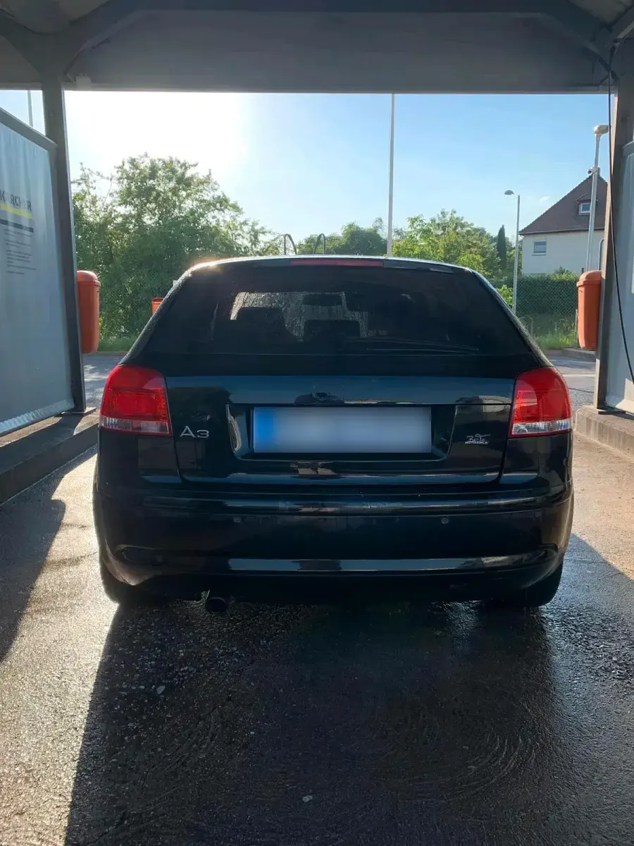 Gebraucht Audi A3 102 PS (75 kW) 2006 Schwarz Kleinwagen