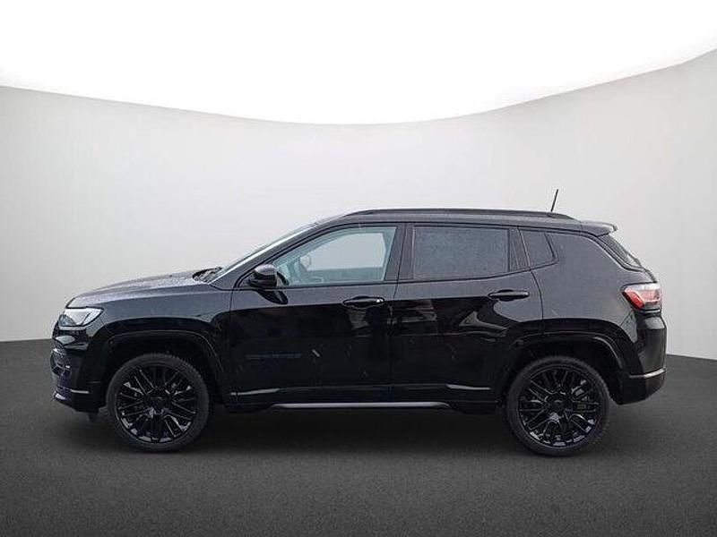 Gebraucht Jeep Compass Altitude 131 PS (96 kW) 2024 Schwarz SUV