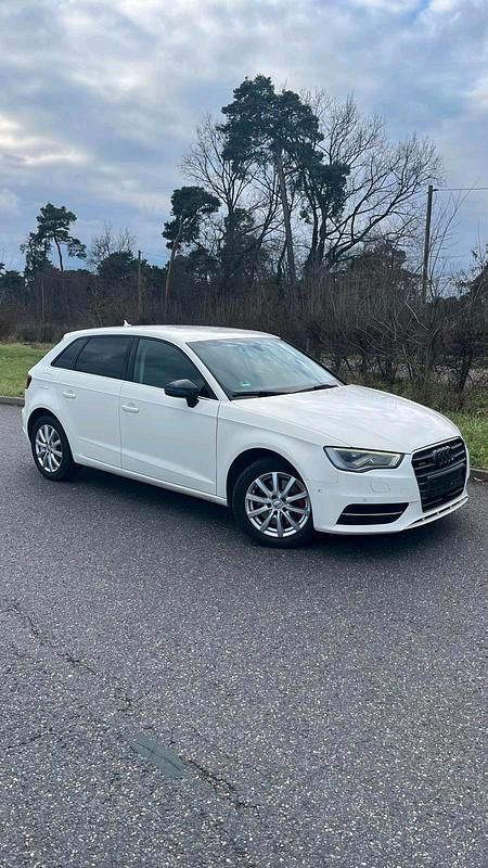 Gebraucht Audi A3 180 PS (132 kW) 2014 Weiß Coupé