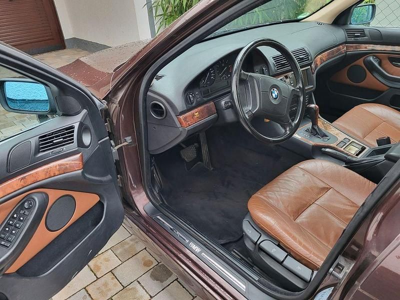 Gebraucht BMW 528 193 PS (141 kW) 1996 Braun Limousine