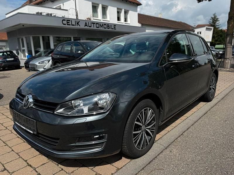 Grau Gebraucht 2016 VW Golf VII Allstar Limousine | 13.490 € (Fairer Preis) - Bild 1/4