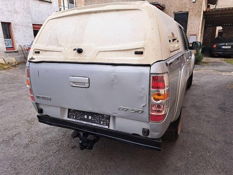 Gebraucht Mazda BT-50 143 PS (105 kW) 2010 Silber Pickup