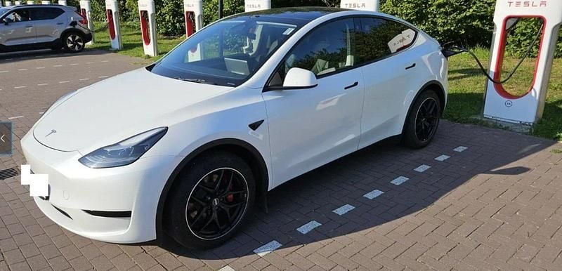 Gebraucht Tesla Model Y Standard Range 257 kW (350 PS) 2023 Weiß SUV