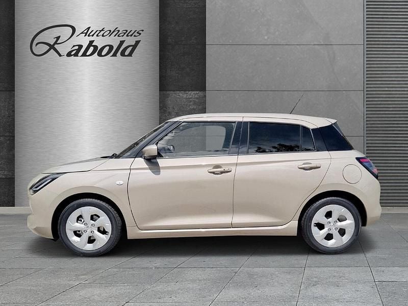 Neu Suzuki Swift Comfort 83 PS (61 kW) 2026 Caravan ivory (beige) Kleinwagen