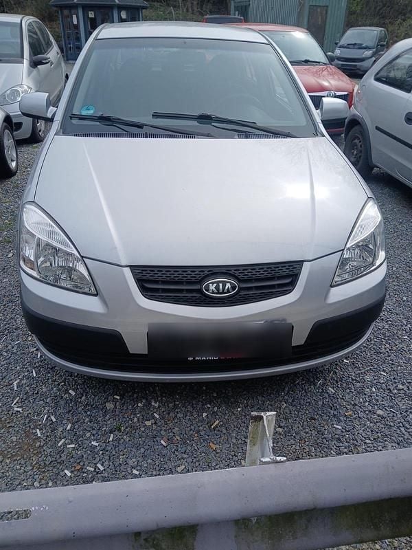 Gebraucht Kia Rio 102 PS (75 kW) 2006 Limousine