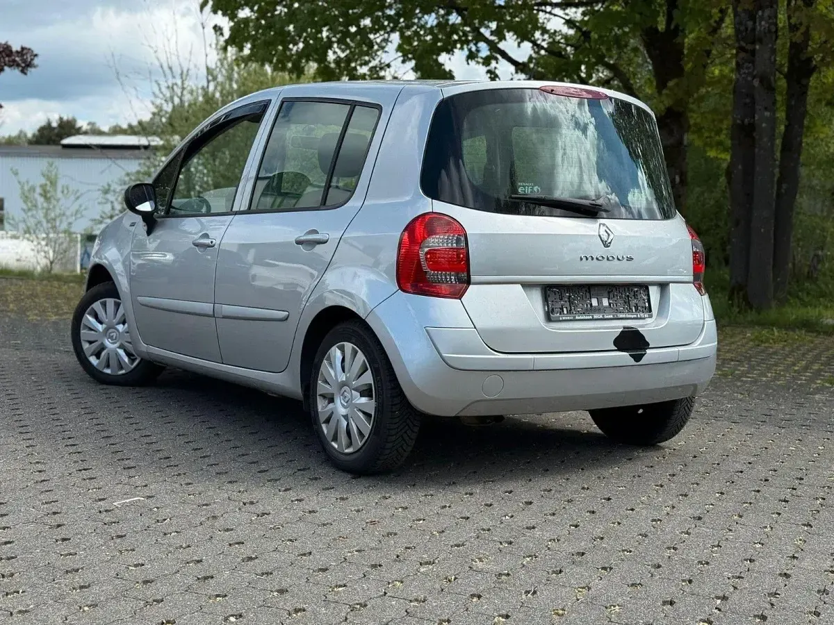 Usata Renault Modus 75 CV (55 kW) 2012 Grigio Monovolume